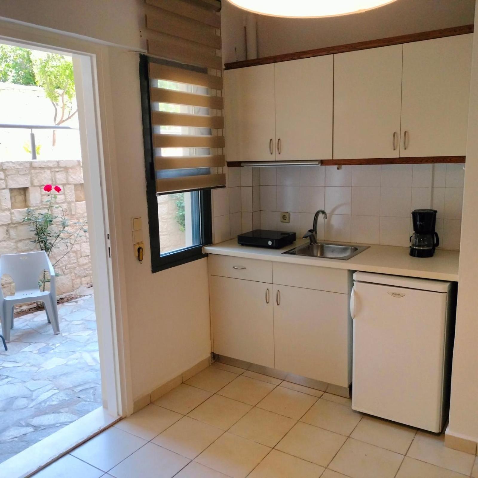 Nancy - Chara Apartments Karteros Zewnętrze zdjęcie