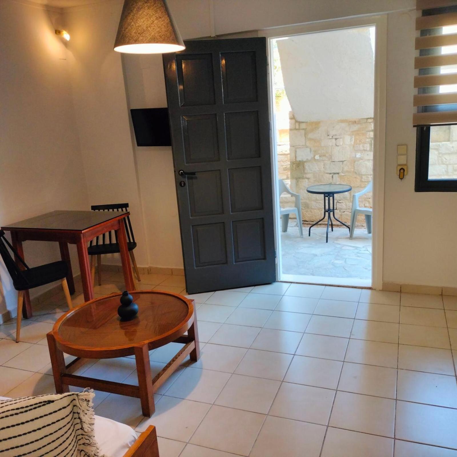 Nancy - Chara Apartments Karteros Zewnętrze zdjęcie