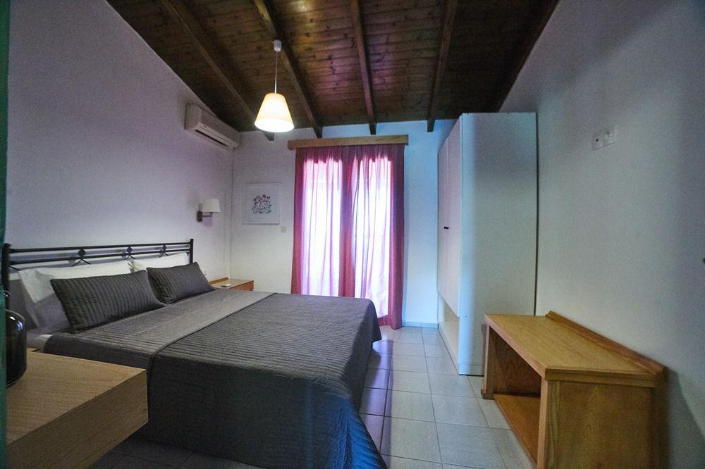Nancy - Chara Apartments Karteros Zewnętrze zdjęcie
